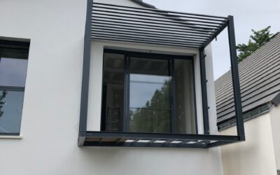 Balcon en acier